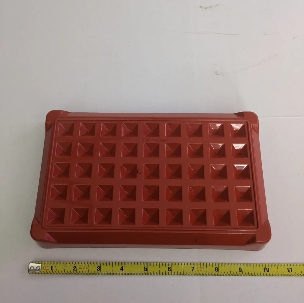 Vintage Tupperware Bacon Cold-Cut Deli Keeper red/ paprika container. No lid